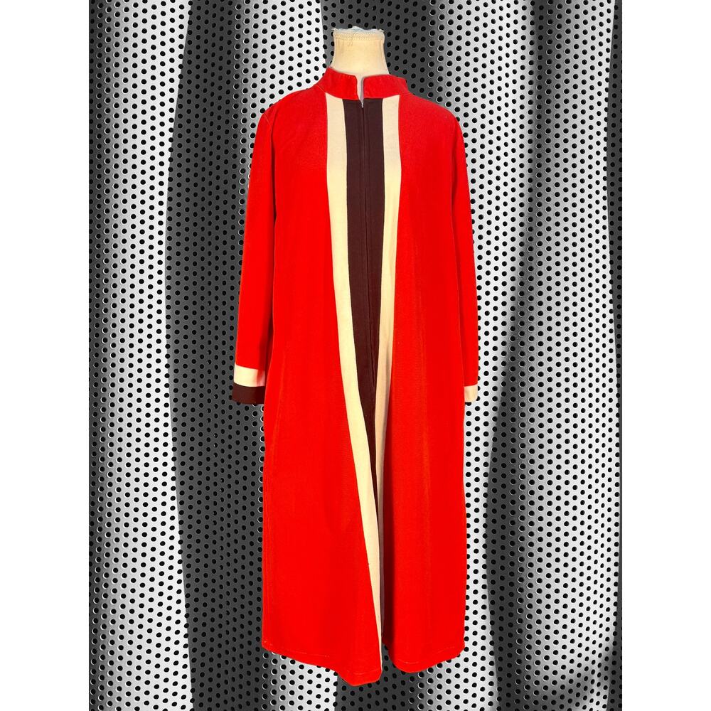 Vintage 70s Vanity Fair Fleece Front Zip Red White Black Color Block Robe 16